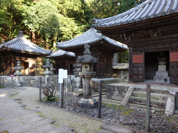 07 Engyo-ji temple_Graveyard of Honda family