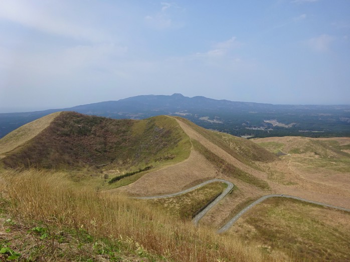 08 Mt Kanpū_Mark of the crater